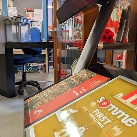 Des Remparts Värdshus Péronne