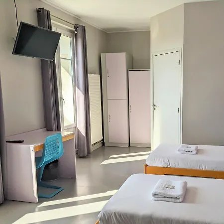 Des Remparts Inn