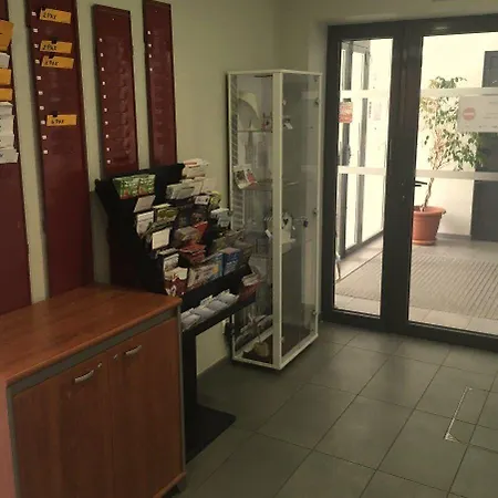 Des Remparts Värdshus Péronne