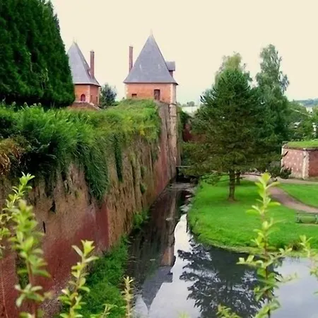 Des Remparts 3*