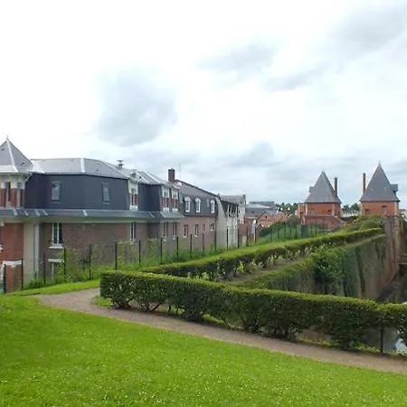 Inn Des Remparts 3*