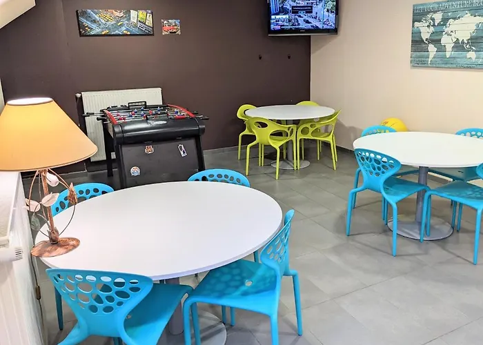 Des Remparts Mini-hôtel 3*