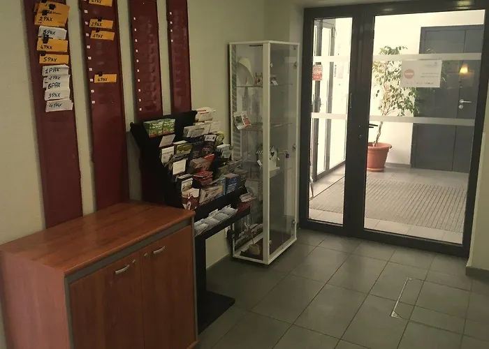 Des Remparts Mini-hôtel Péronne