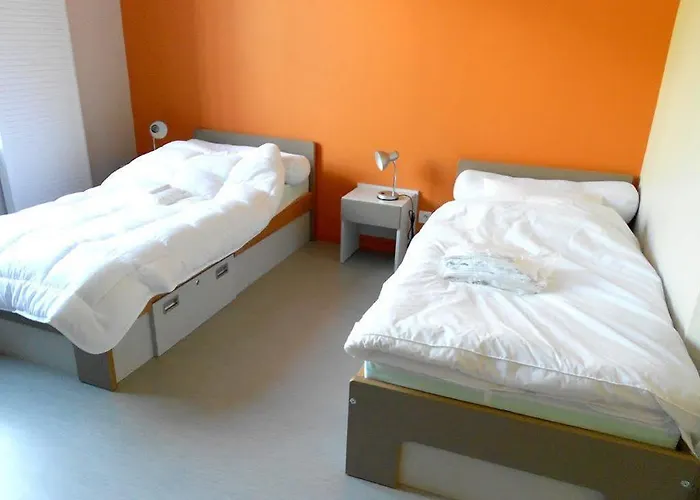 Des Remparts Mini-hôtel 3*